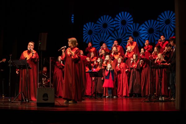 chor-gospel-foto-018E345DBE-55B0-D1DE-5FB5-E0A7FEA4CBC0.jpg